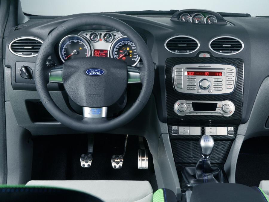  Ford Focus RS 2009 года  (фото 80 из 105)